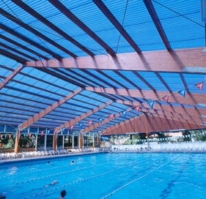 כיסוי לבריכה ציבורית