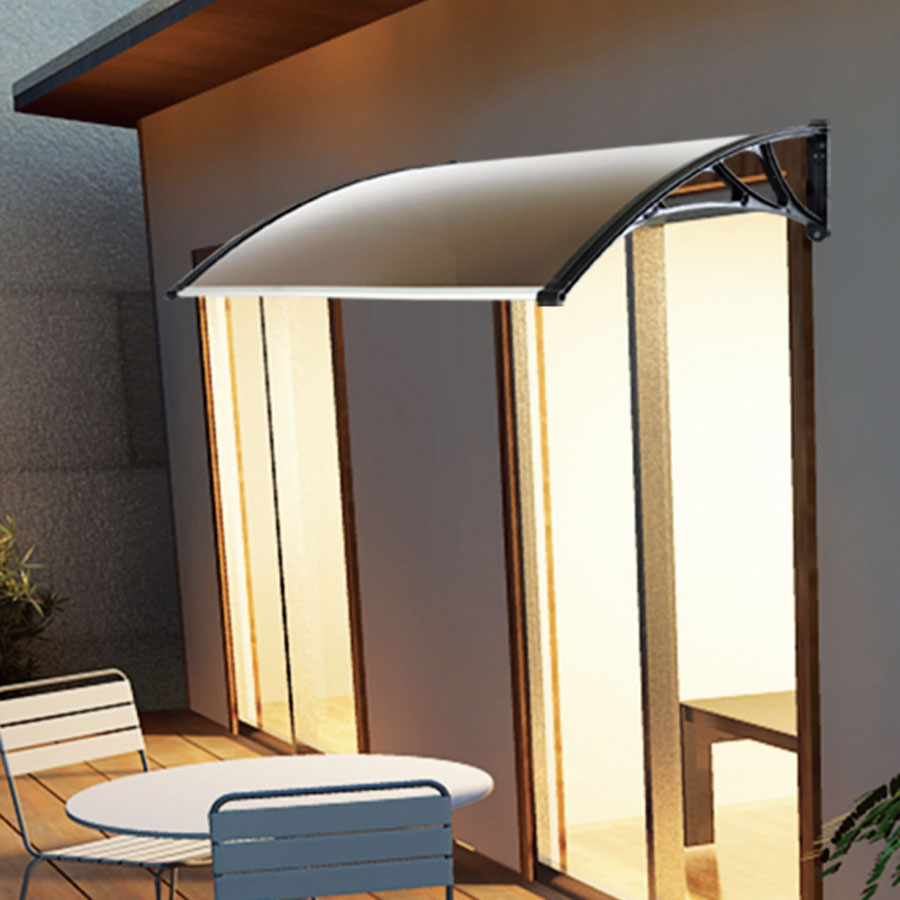 גגון כניסה לבית ולהצללת המרפסת