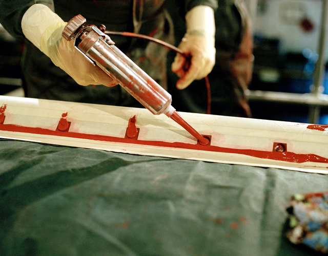 מה זה איטום בהתזה ומתי נבחר להשתמש בשיטה זו