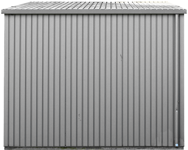 אפשר להרכיב מחסן פנל מבודד לבד