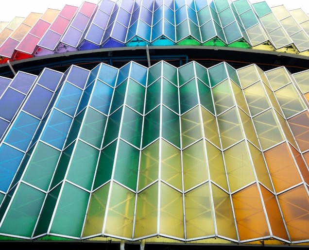 כמה עולה לוחות פוליגל כיום בשוק?