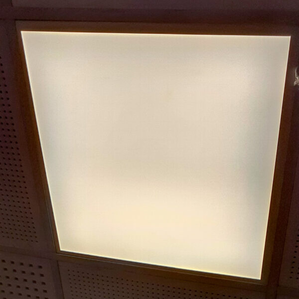 לוח פרספקס - דפיוזר