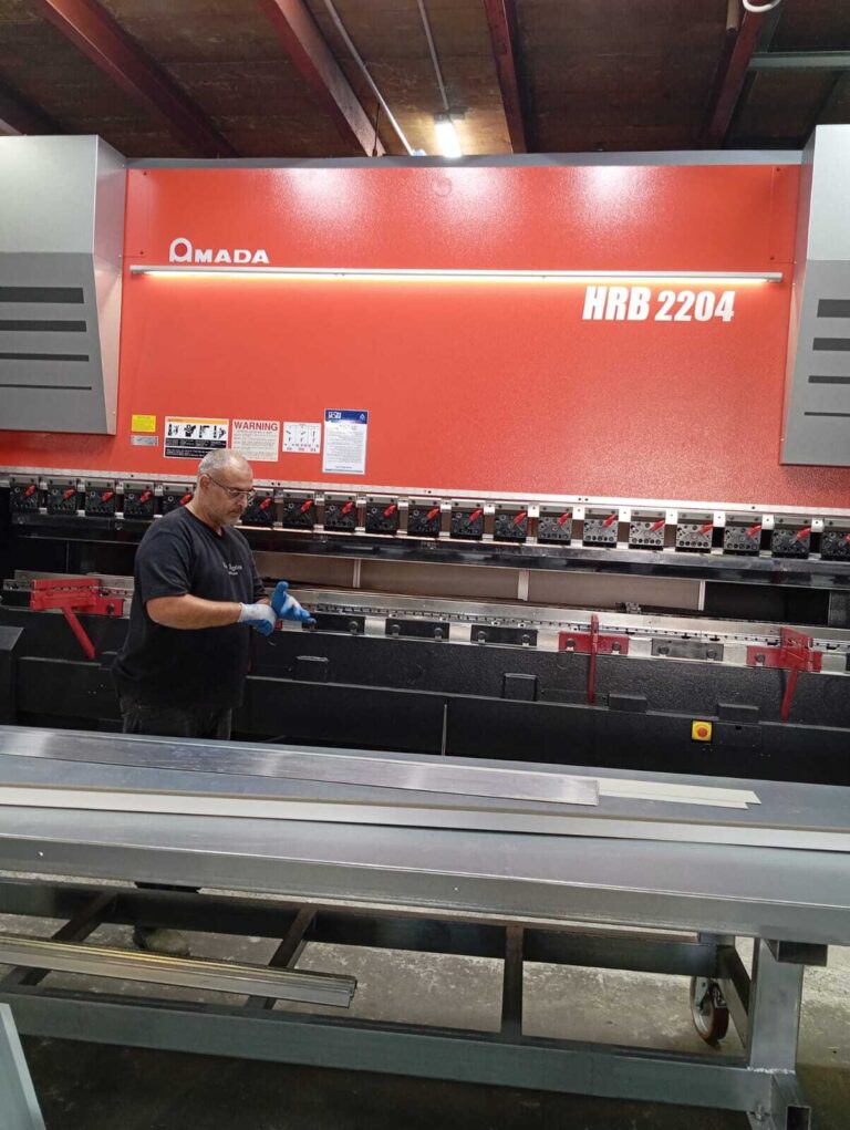 מחלקת מרזבים ופלדה